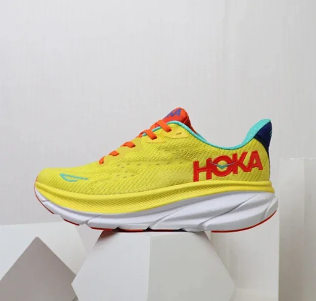 HOKA Sneakers Clifton 9 Running Shoes product detail image 2