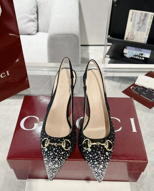 Gucci High Heels Rhinestone Pointed-Toe Horsebit Slingback — All black 4 cm