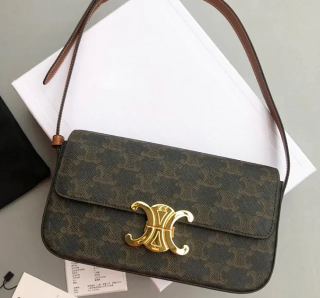 CELINE Shoulder Bags Triomphe flap bag product detail image 4
