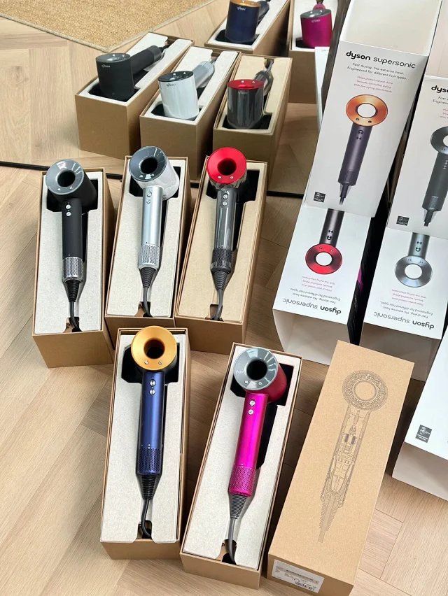 Dyson Hair Dryers & Stylers Supersonic Dryer with Attachments image 2