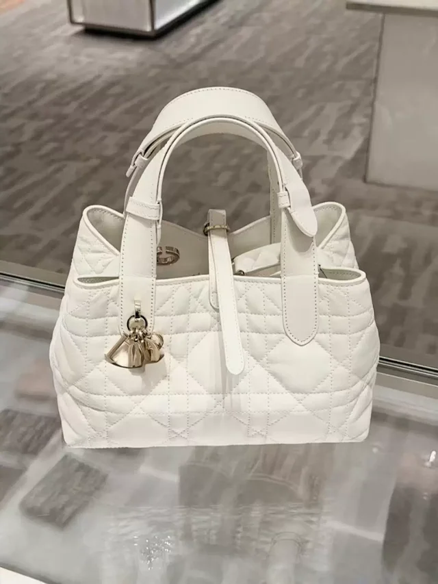 Dior Handbags Toujours quilted handbag product detail image 1