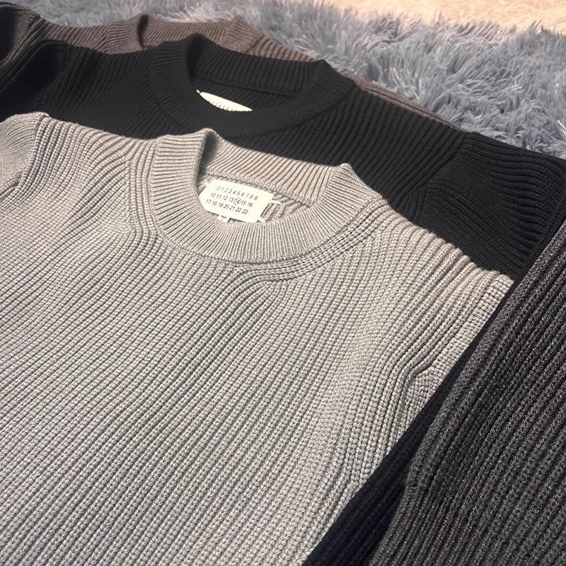 M * ar * gi * * sweater