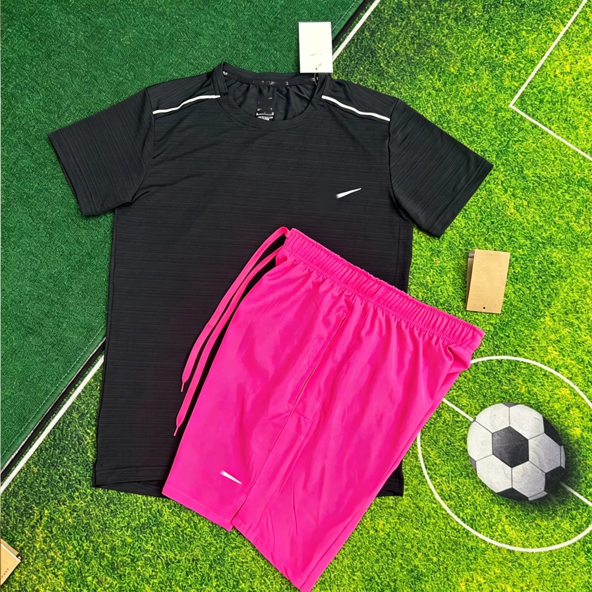 Mercury Stripe Black + 218 Rose Red