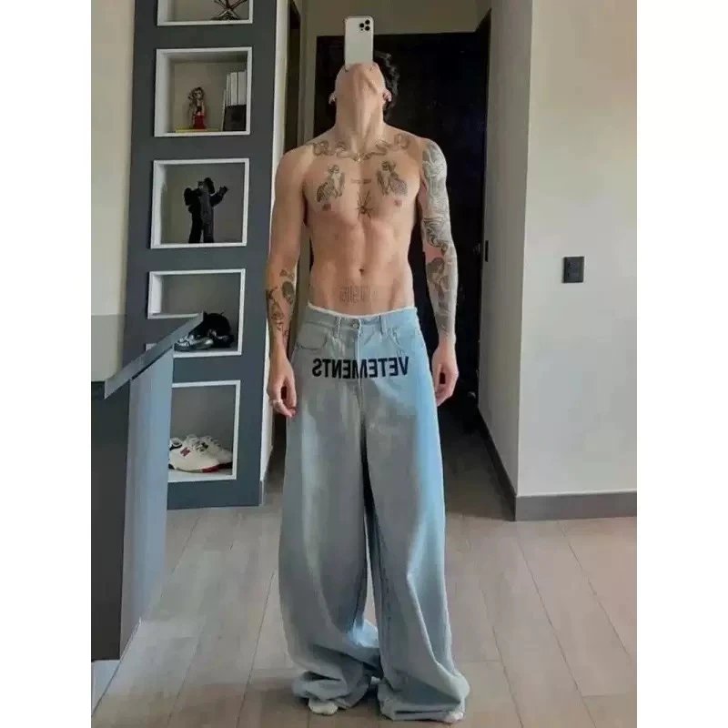 V复古宽松牛仔裤