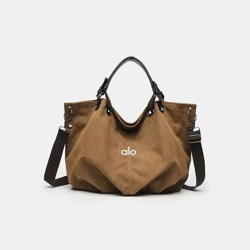 Alo Travel Bags Large-capacity duffel bag with detachable shoulder strap — 12