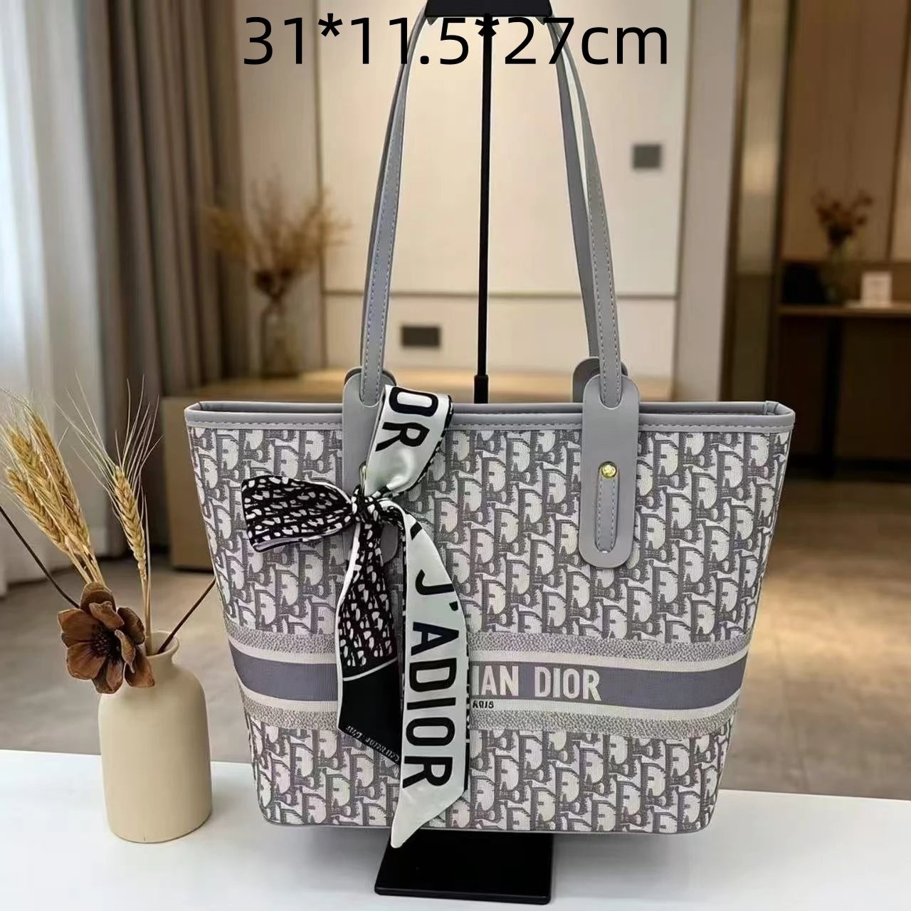 Louis Vuitton Crossbody Bags Monogram bag with chain strap — 39