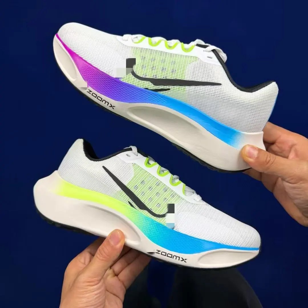 Nike Sneakers Zoom Fly 5 — 21