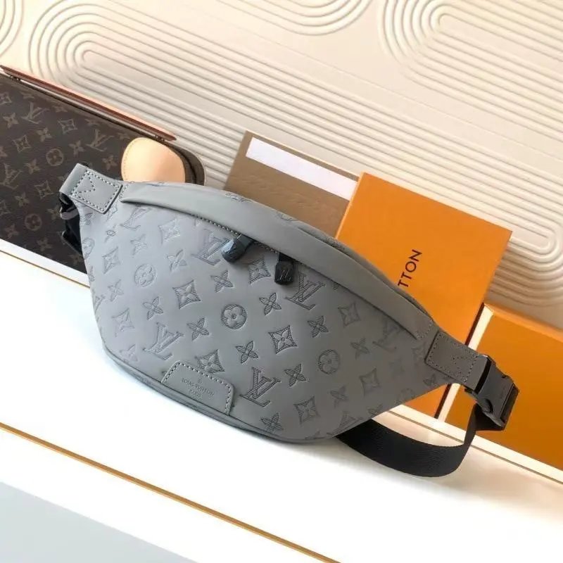 Louis Vuitton Crossbody Bags W2C-152 Monogram Bag with Detachable Pouch — 9