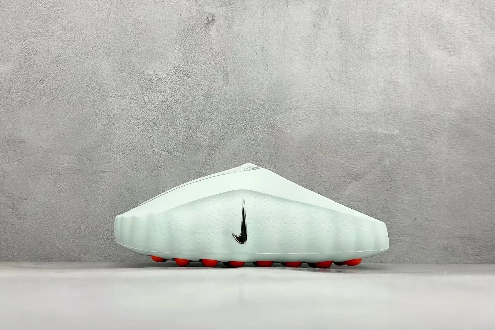 Nike Slippers One-piece slide with embossed Swoosh — 28