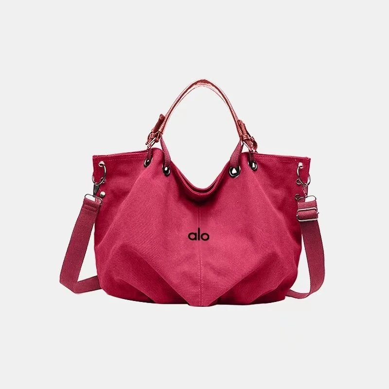 Alo Travel Bags Large-capacity duffel bag with detachable shoulder strap — 10