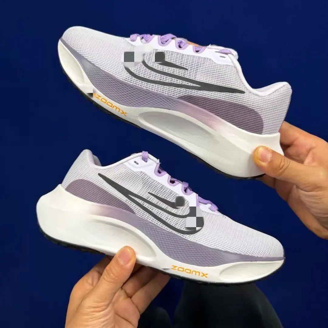 Nike Sneakers Zoom Fly 5 — 24