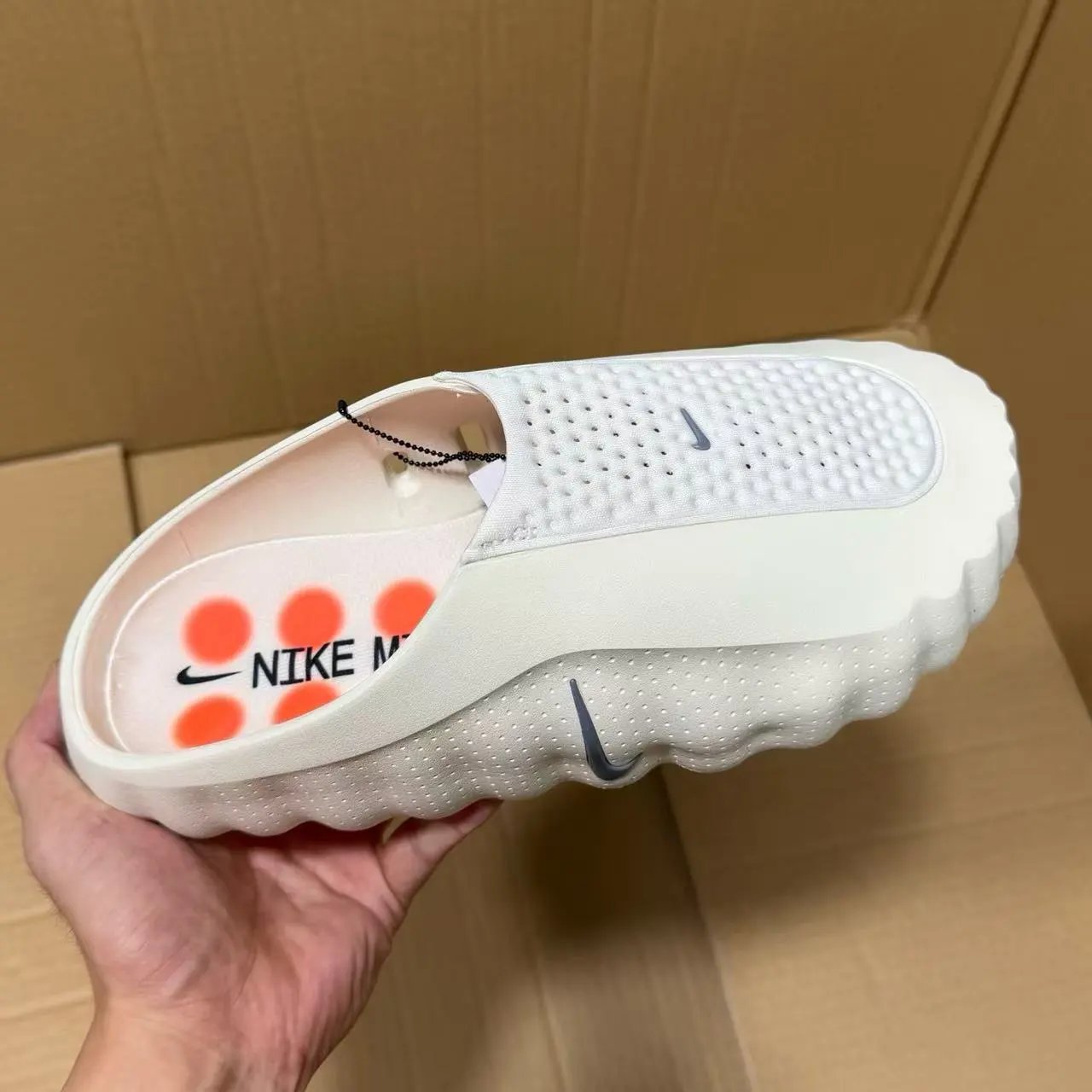 Nike Slippers One-piece slide with embossed Swoosh — 25