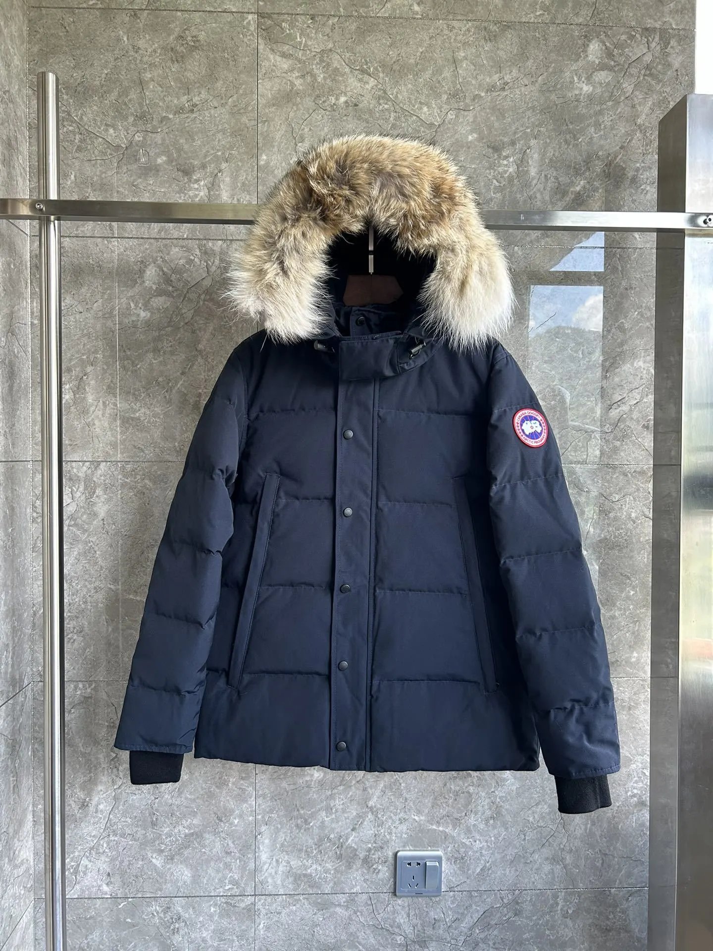 Navy blue red label