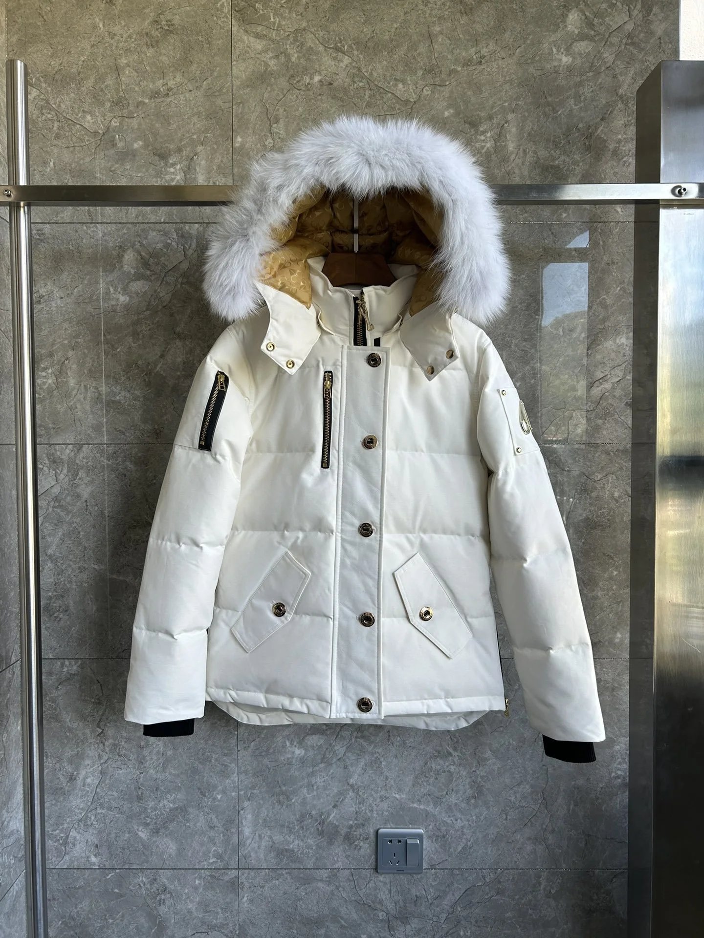 女款白色白毛领【金标】