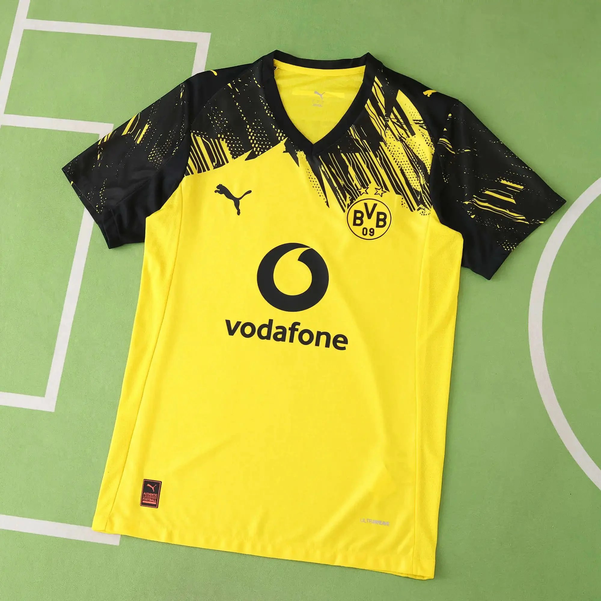 25-26 Borussia Dortmund Home