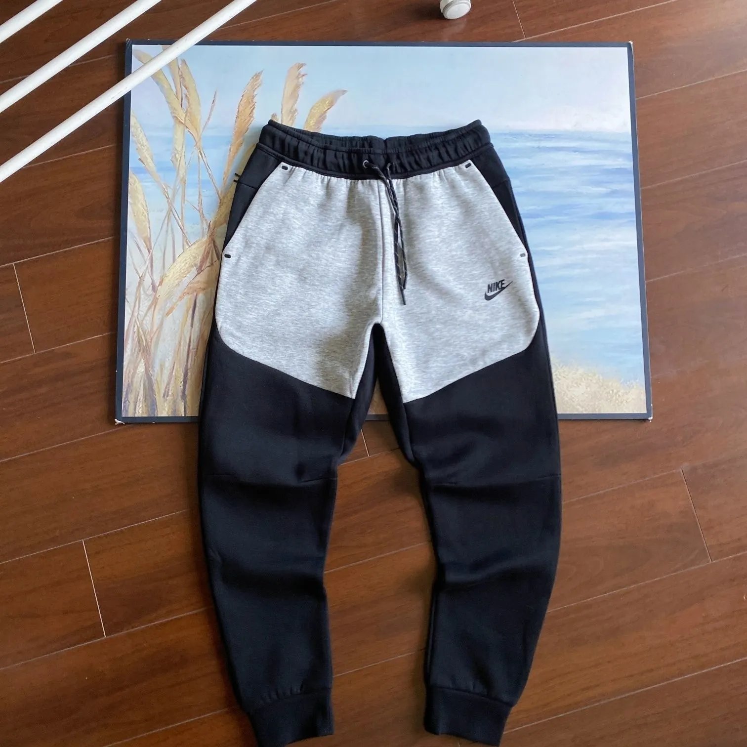 Black patchwork light gray pants