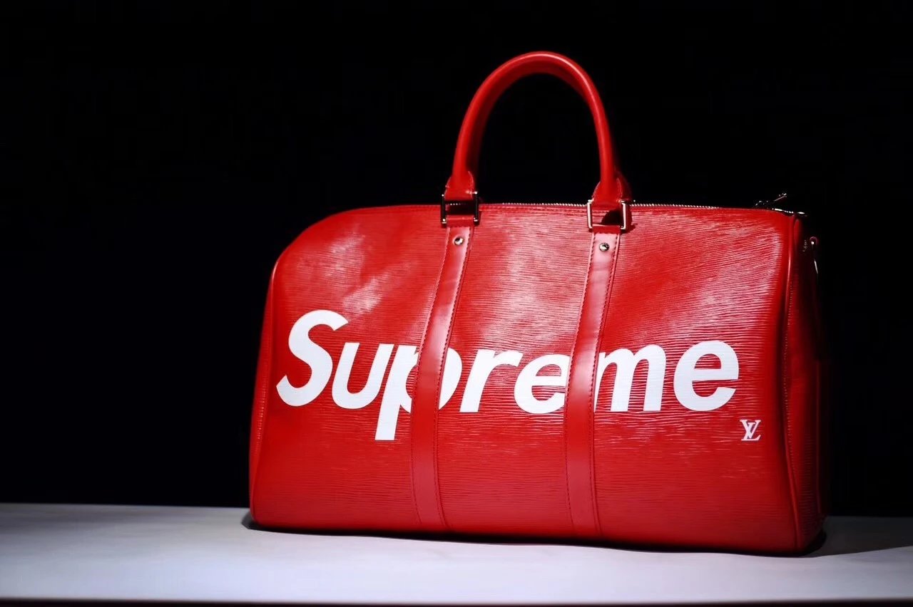 Supreme Travel Bags Logo Cylindrical Duffel Bag image 6