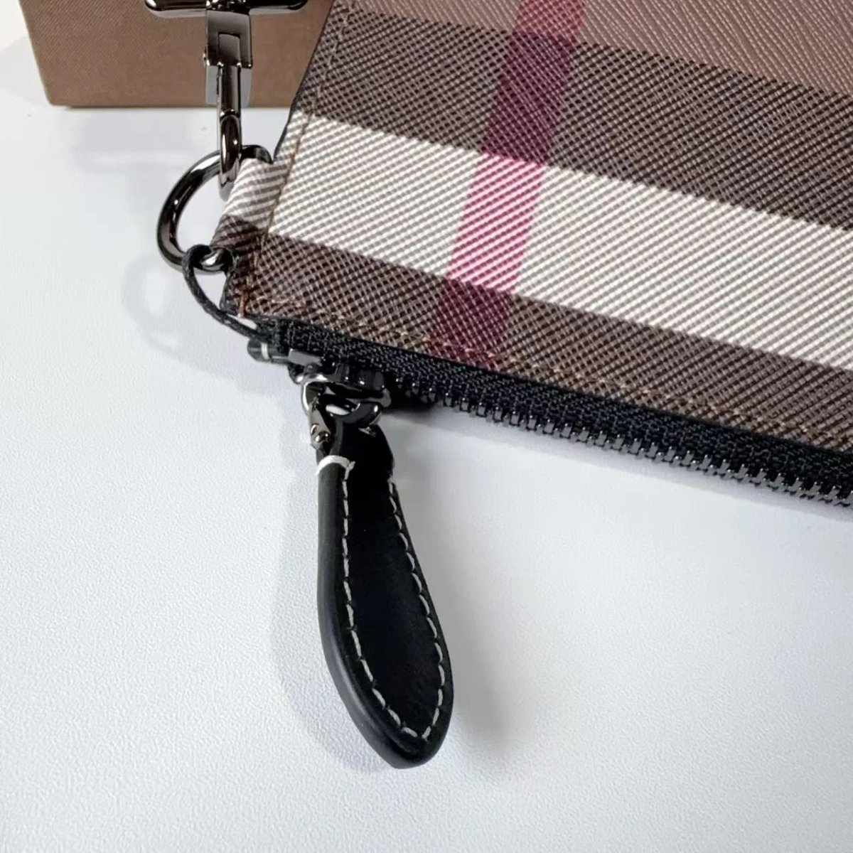 Unbranded Handbags Plaid zip wristlet clutch image 8