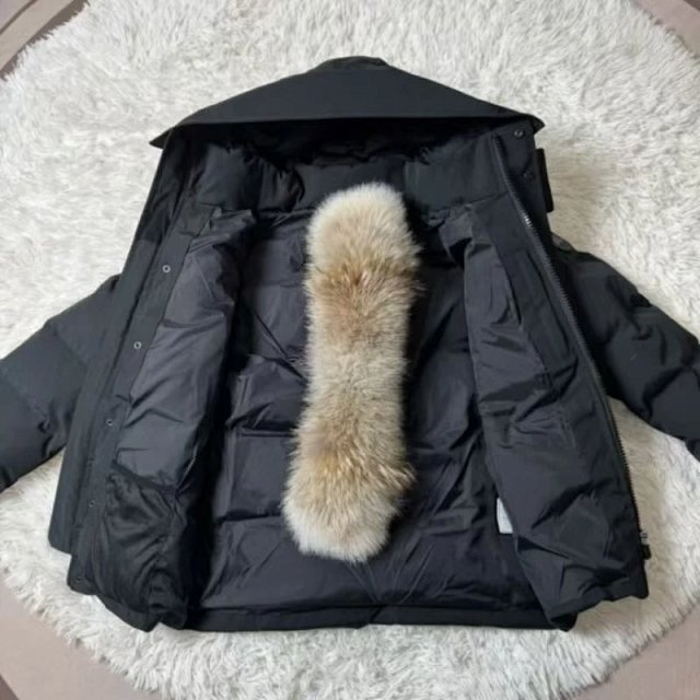 Canada Goose chelsea: seller detail photo 5
