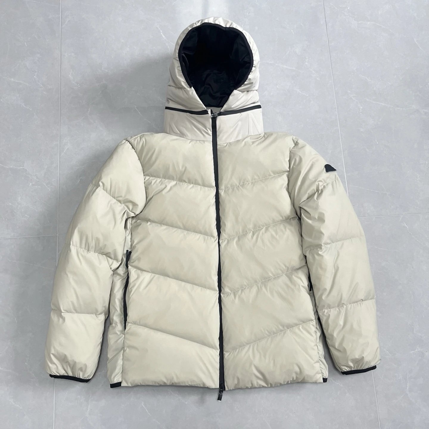 Moncler Down Jackets Hooded puffer jacket image 6