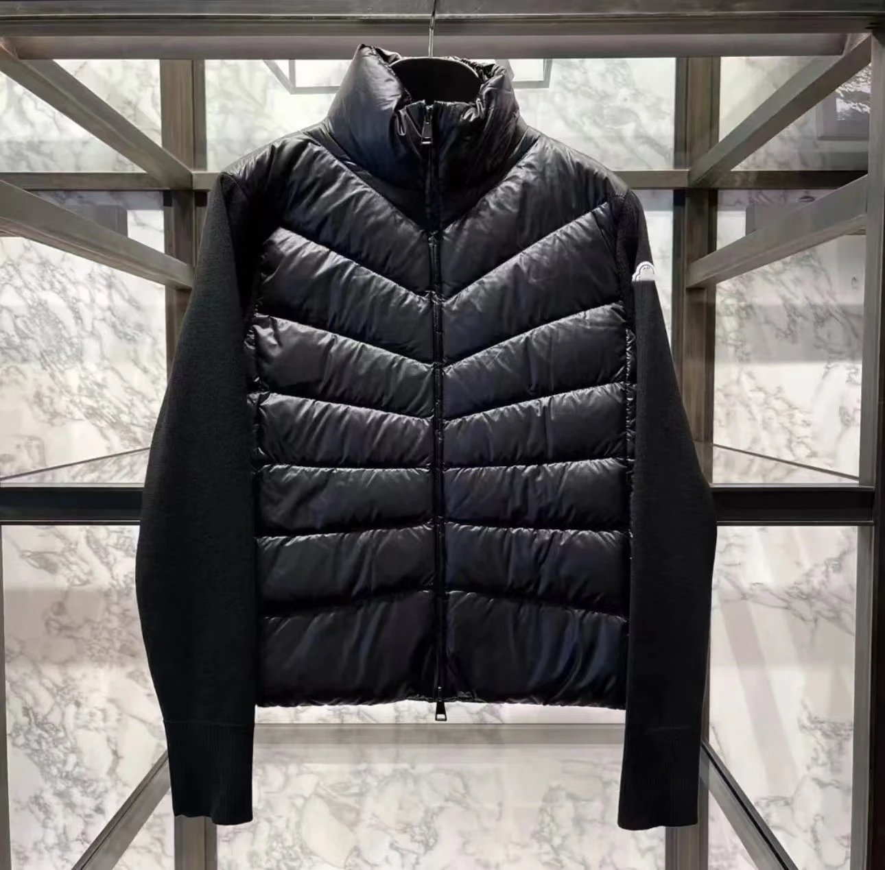 Moncler Down Jackets Hooded puffer jacket — Thin black