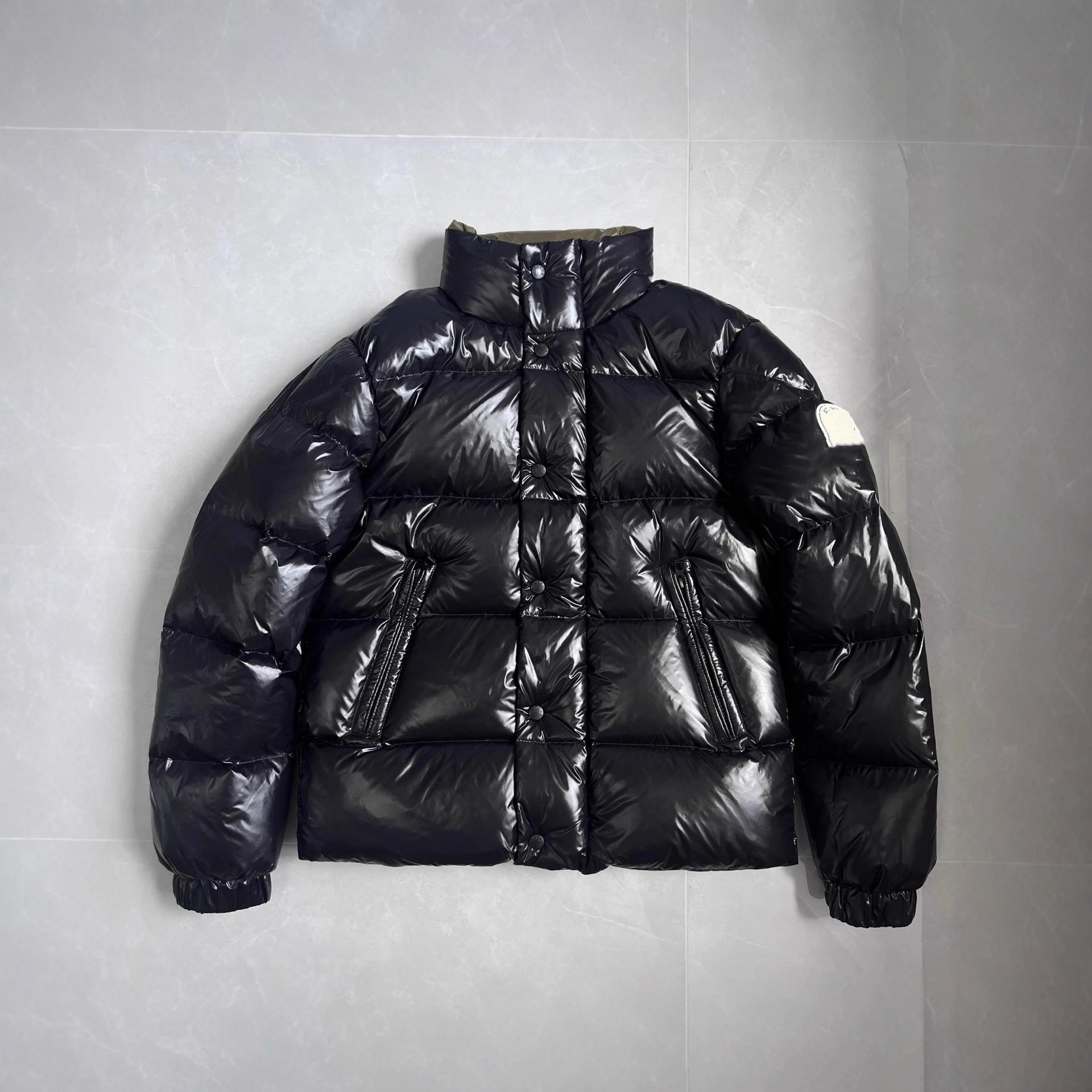Moncler Down Jackets Hooded puffer jacket — Short black glossy