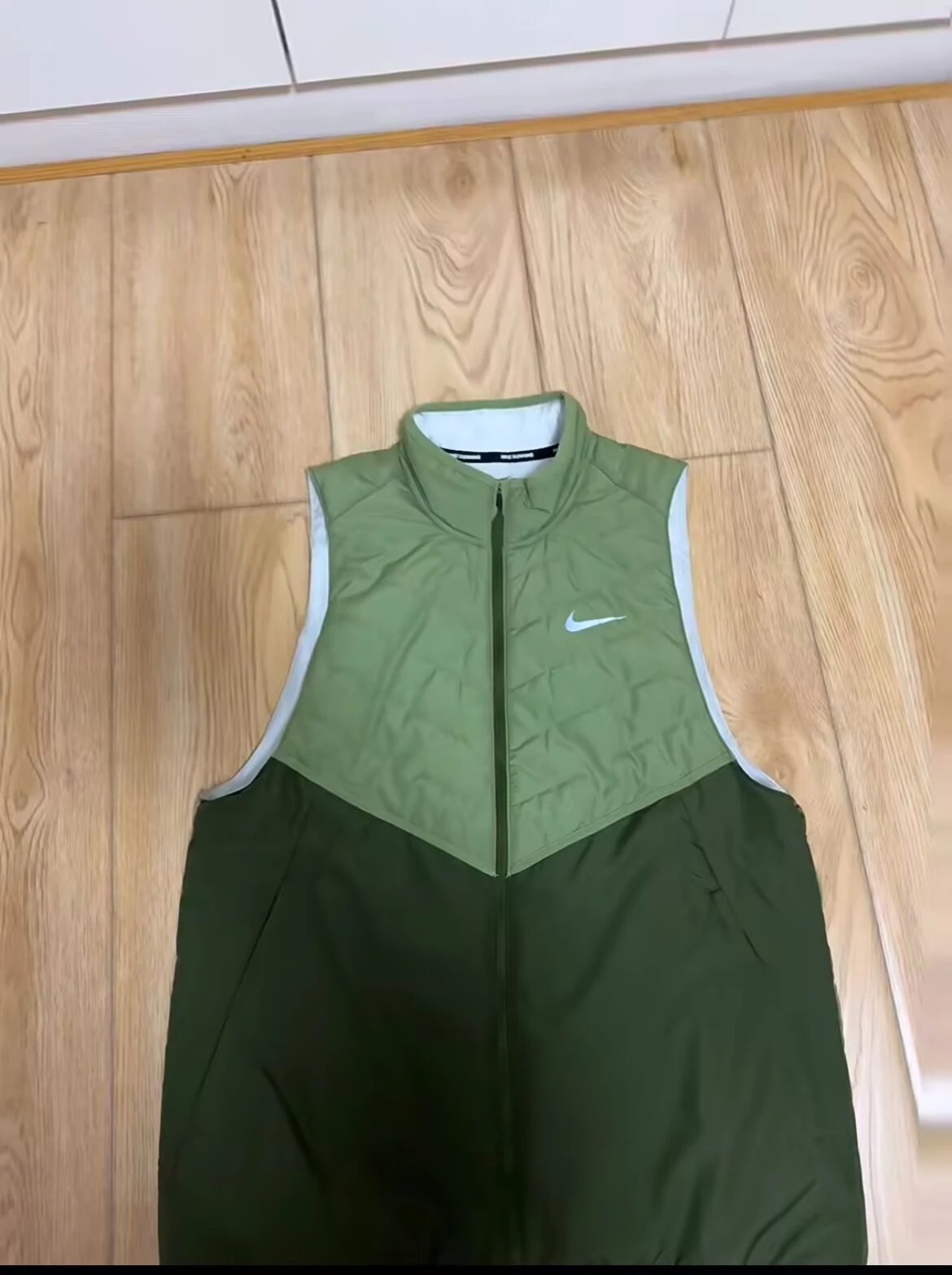 Vest-10