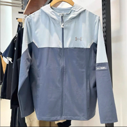 Nike Jackets Hooded Zip-Up Running Jacket — 21