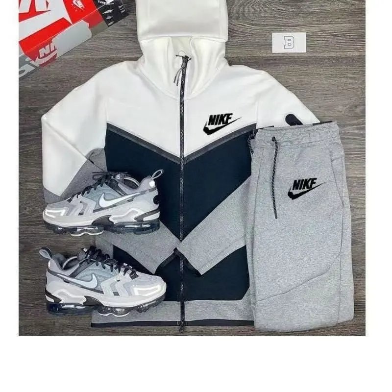 Nike Matching Sets Hooded windbreaker, T-shirt and shorts set — 8