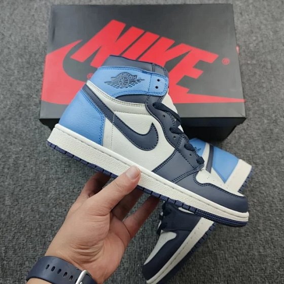 A*r J*rdan 1 HIGH