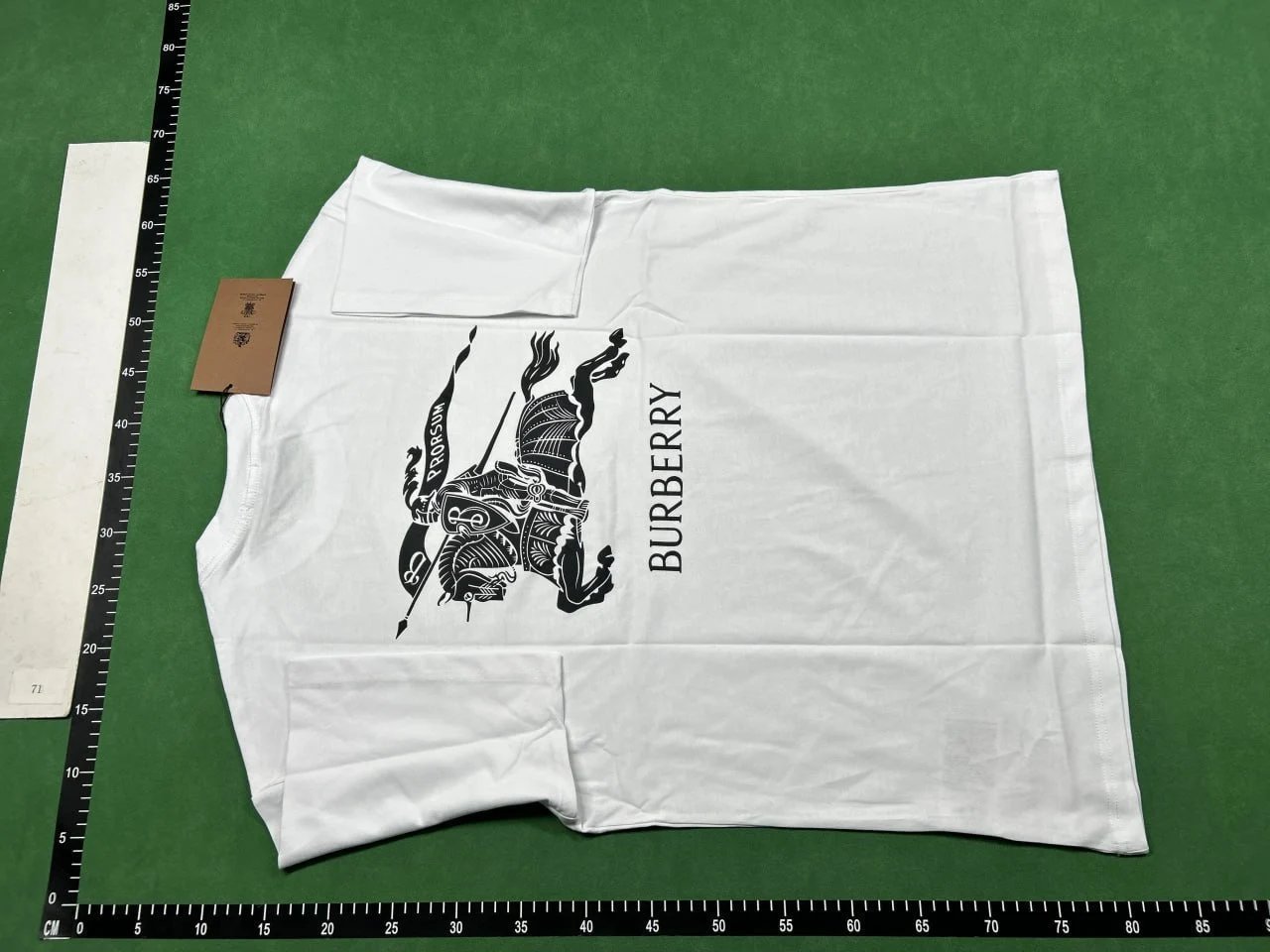 D01 Trendy T-shirt WhatsApp+86 181 1056 7354