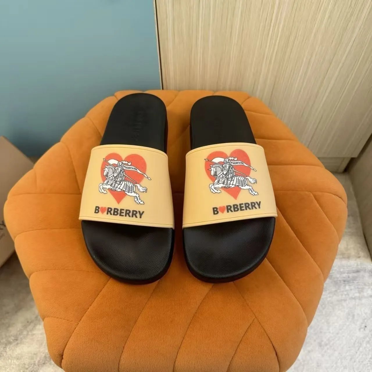 Christian Dior Slippers Logo Strap Slide — A05 (Best-selling model) * top quality