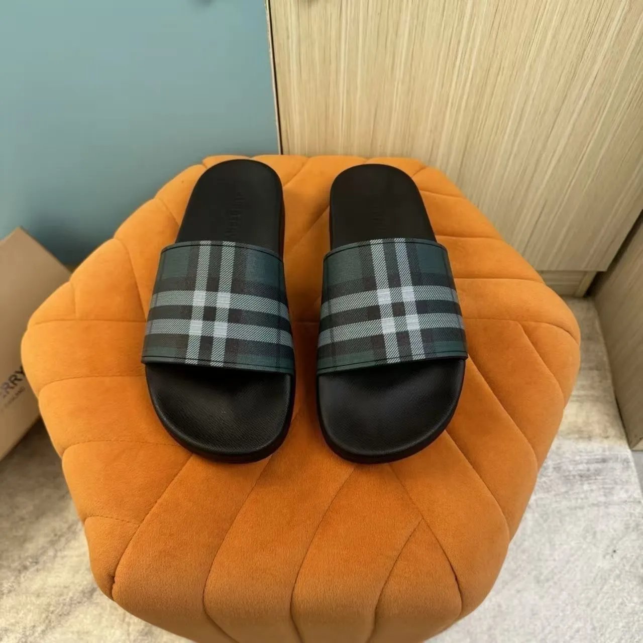 Christian Dior Slippers Logo Strap Slide — A09 (Best-selling model) * top quality
