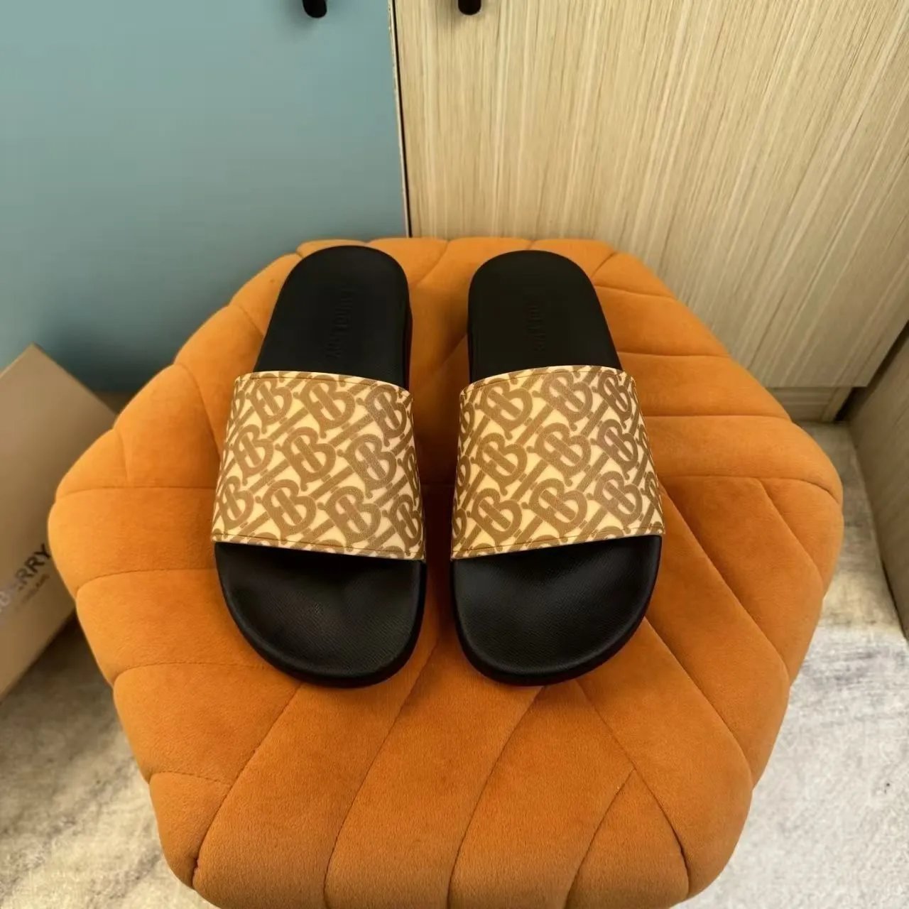 Christian Dior Slippers Logo Strap Slide — A13 (Best-selling model) * top quality
