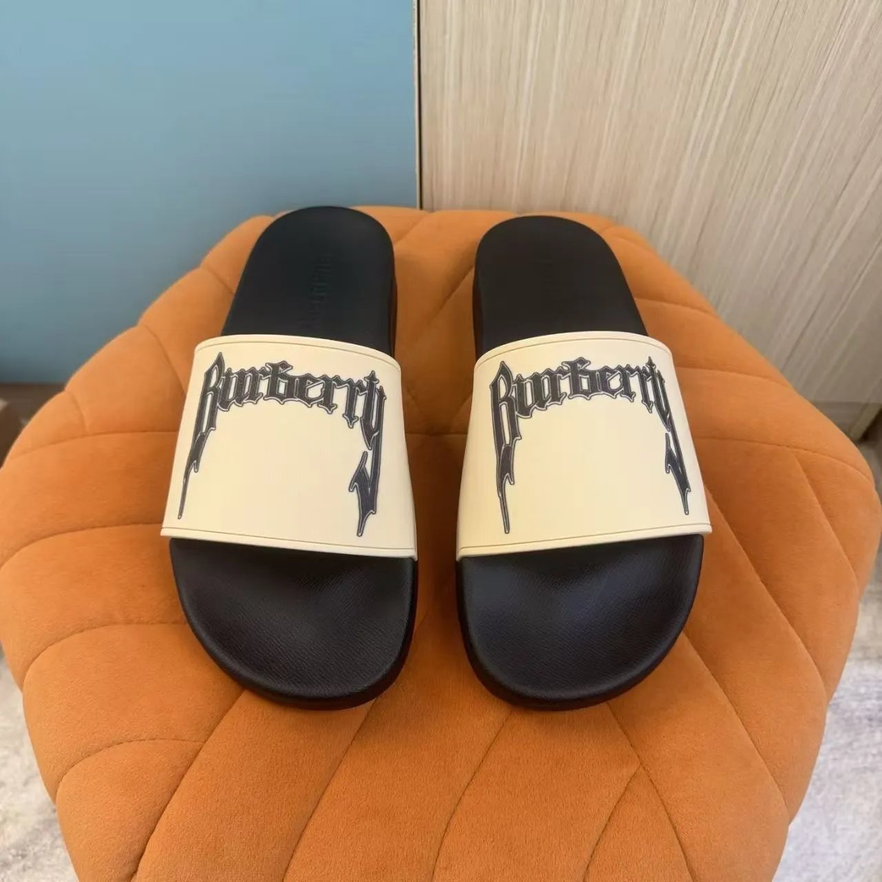 Christian Dior Slippers Logo Strap Slide — A15 (Best-selling model) * top quality