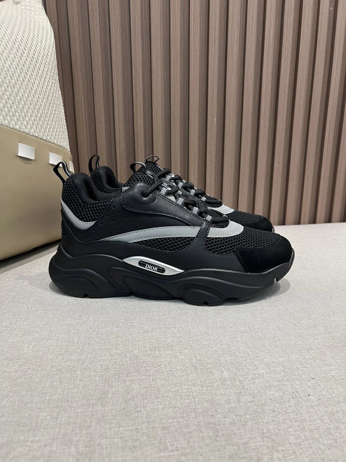 Dior B23 White Black Gray Chunky Sneakers - 4