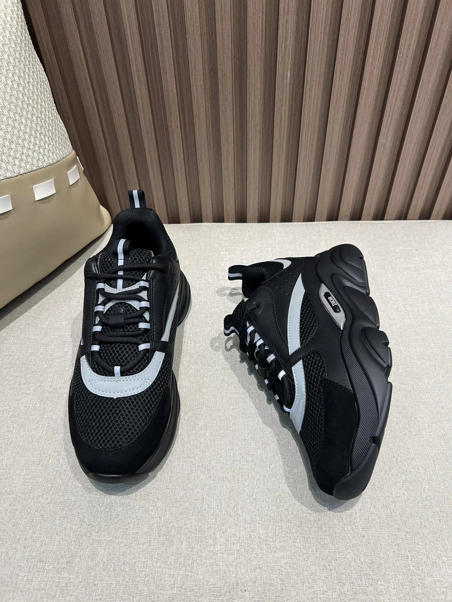 Dior B23 White Black Gray Chunky Sneakers - 5