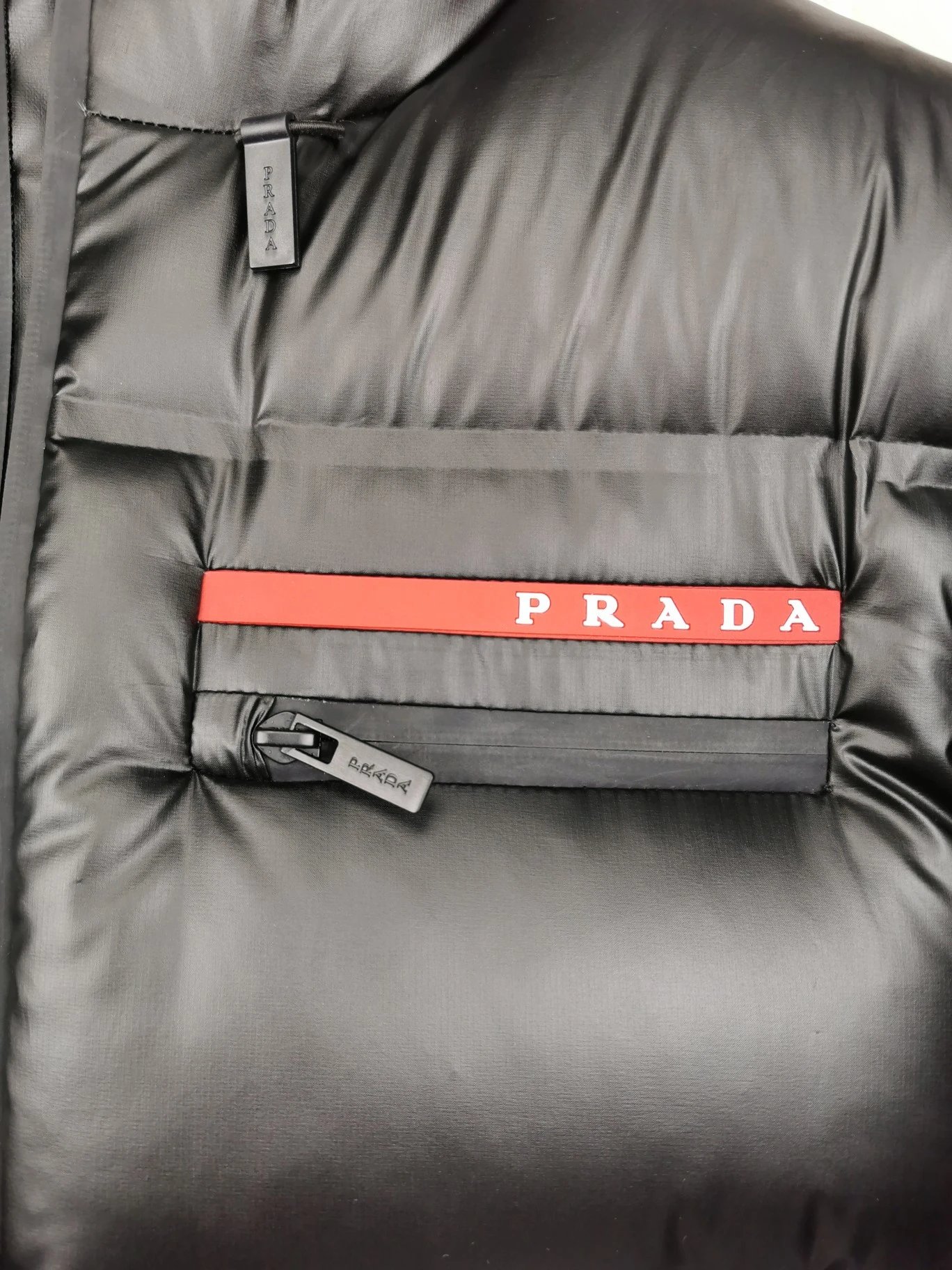 Prada 4
