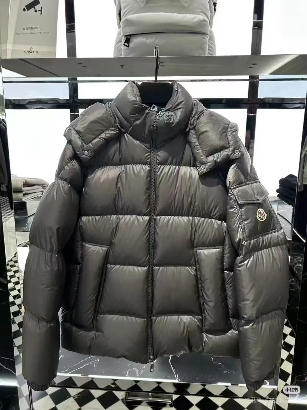 Moncler 7