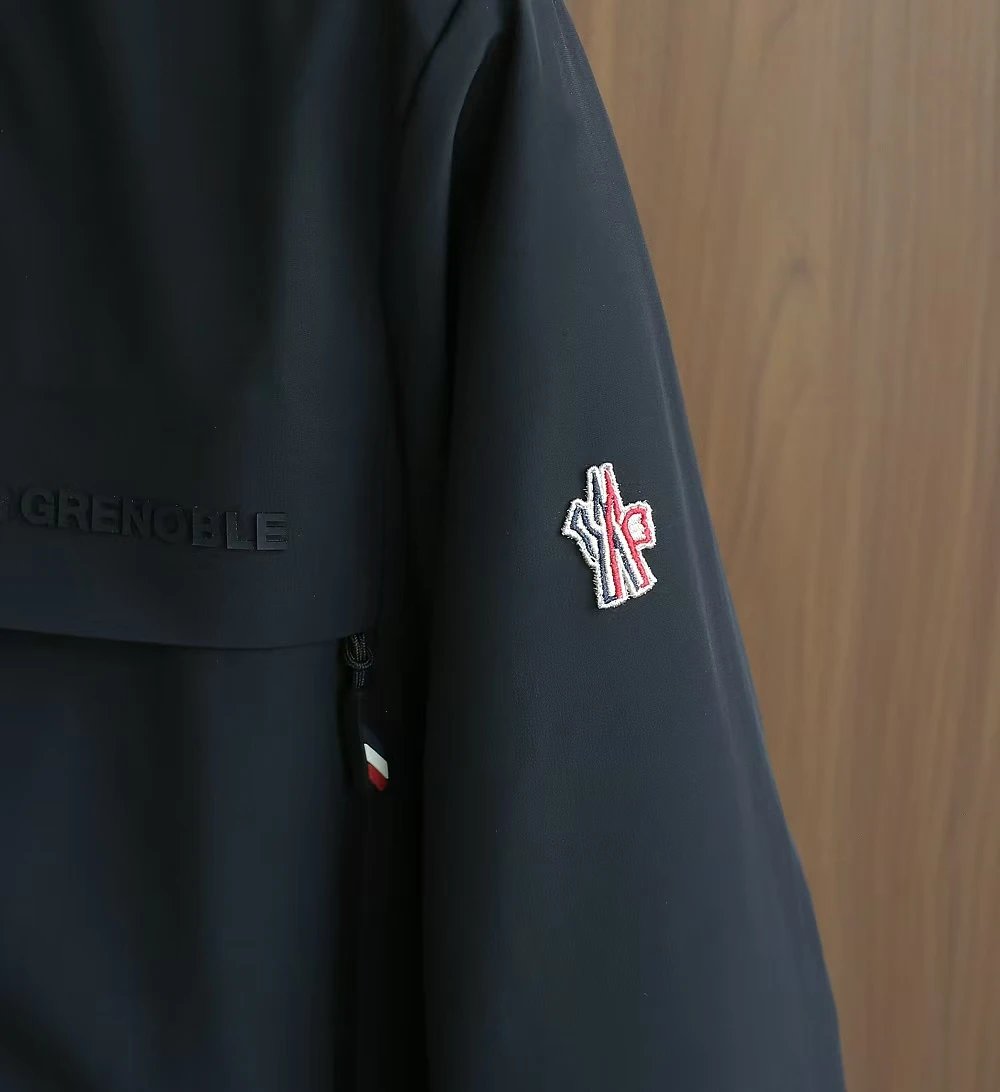 Moncler 5