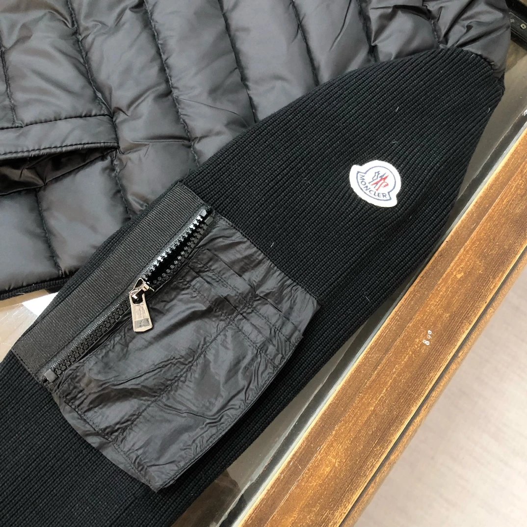 Moncler 5