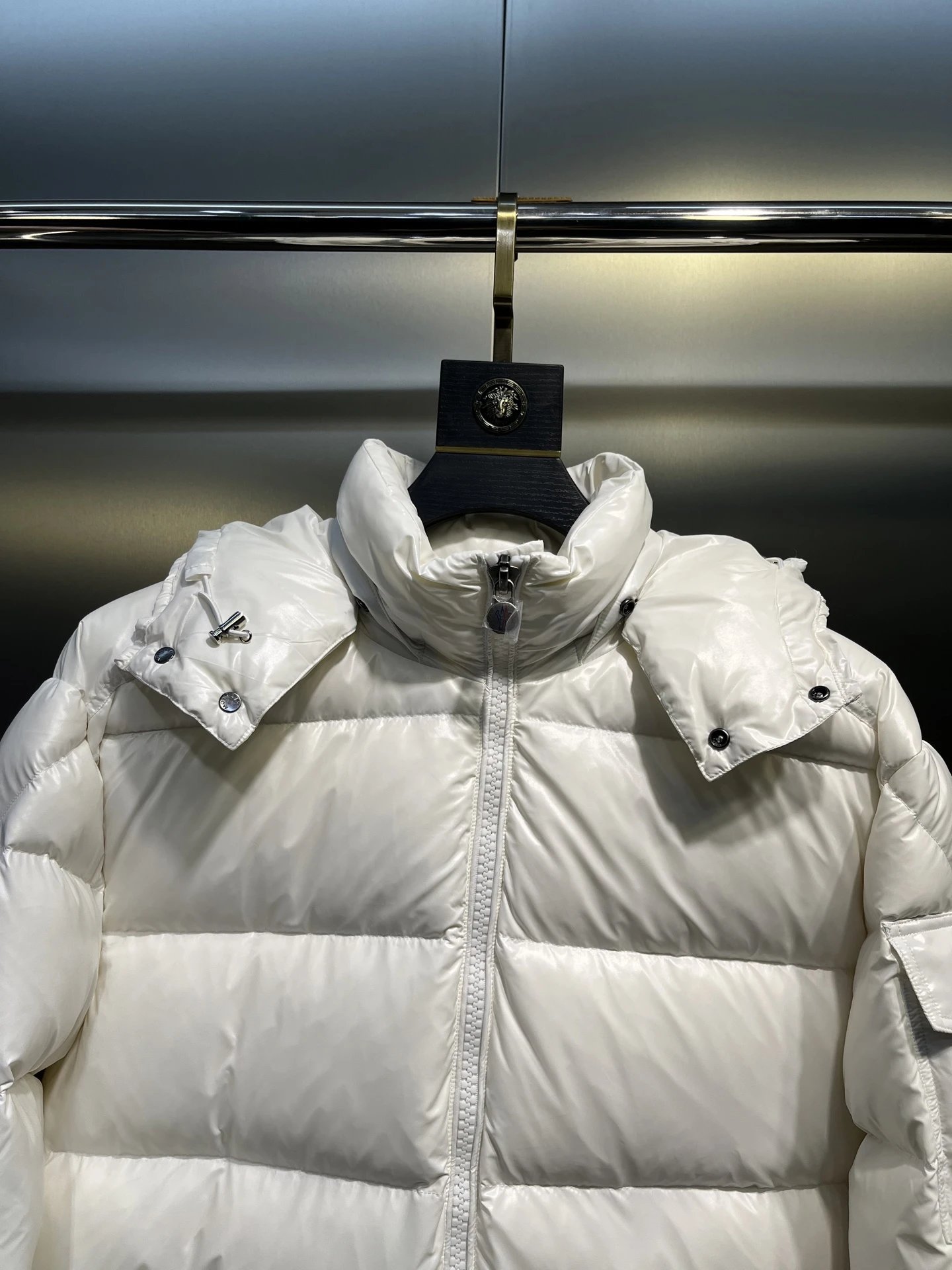 Moncler 4