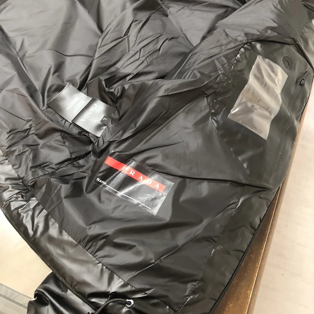 Prada 7