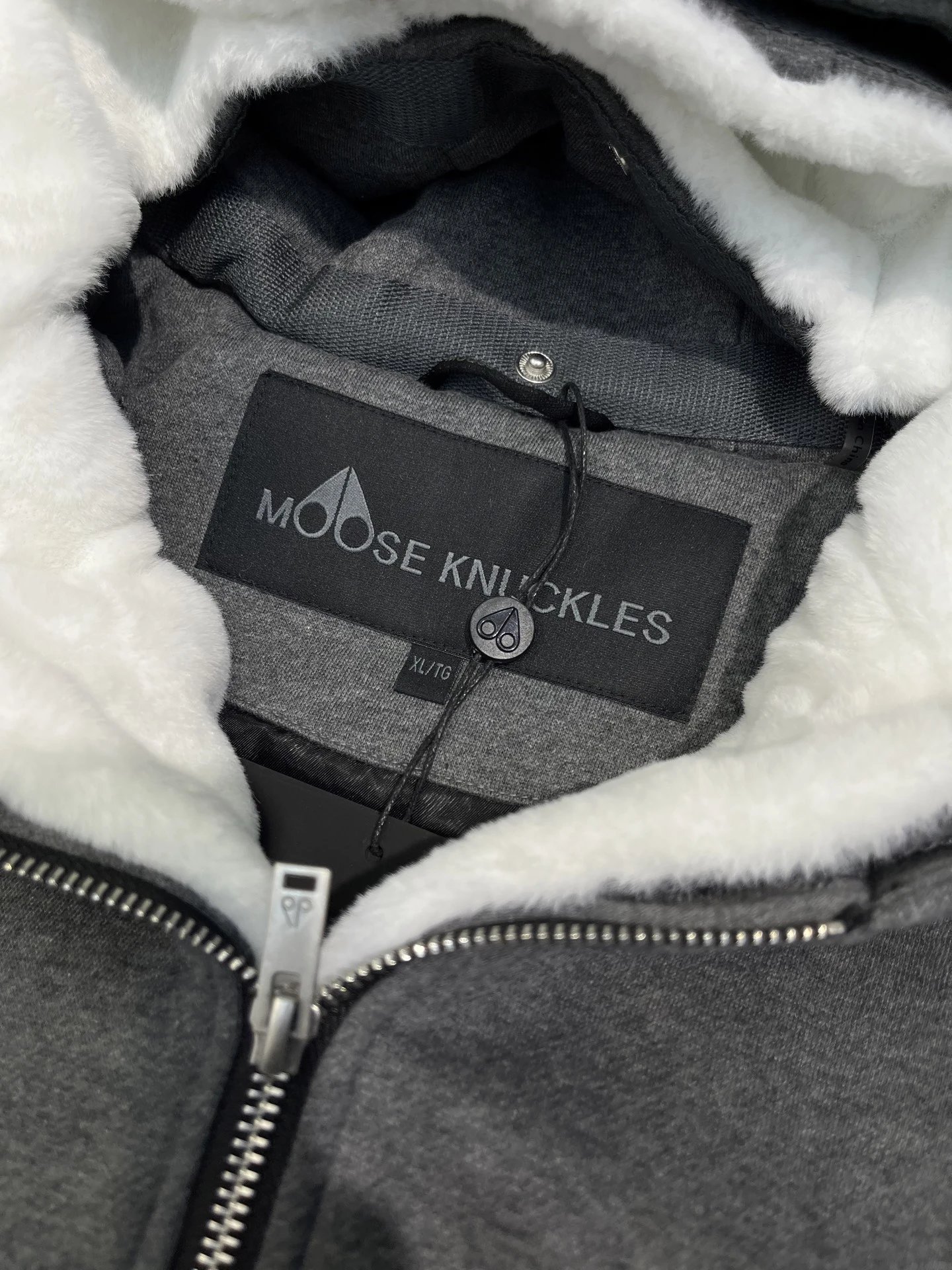 Moose Knuckles 10