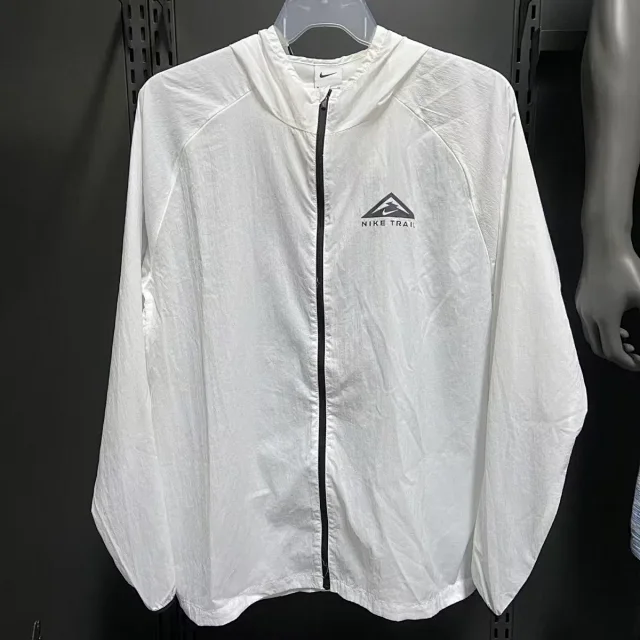 Nike Jackets Hooded zip-up windbreaker product detail image 3