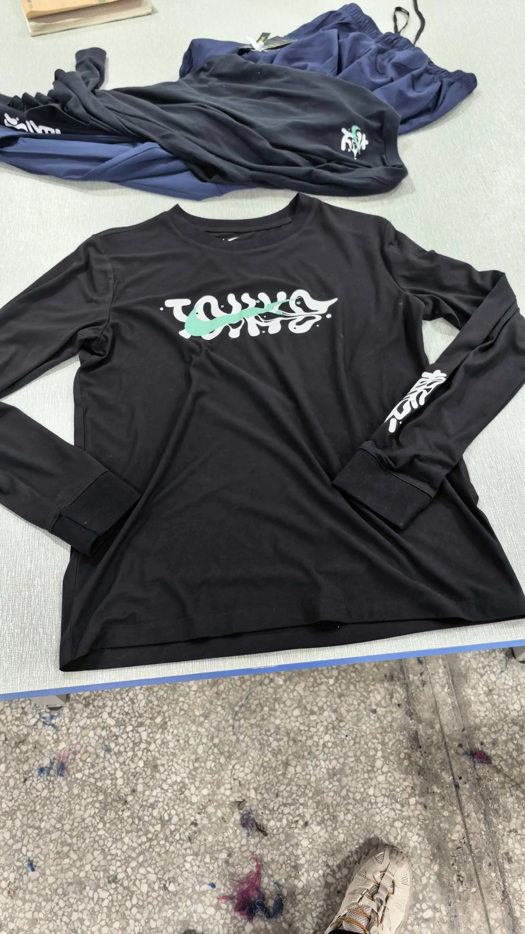 Tokyo long sleeved shirt