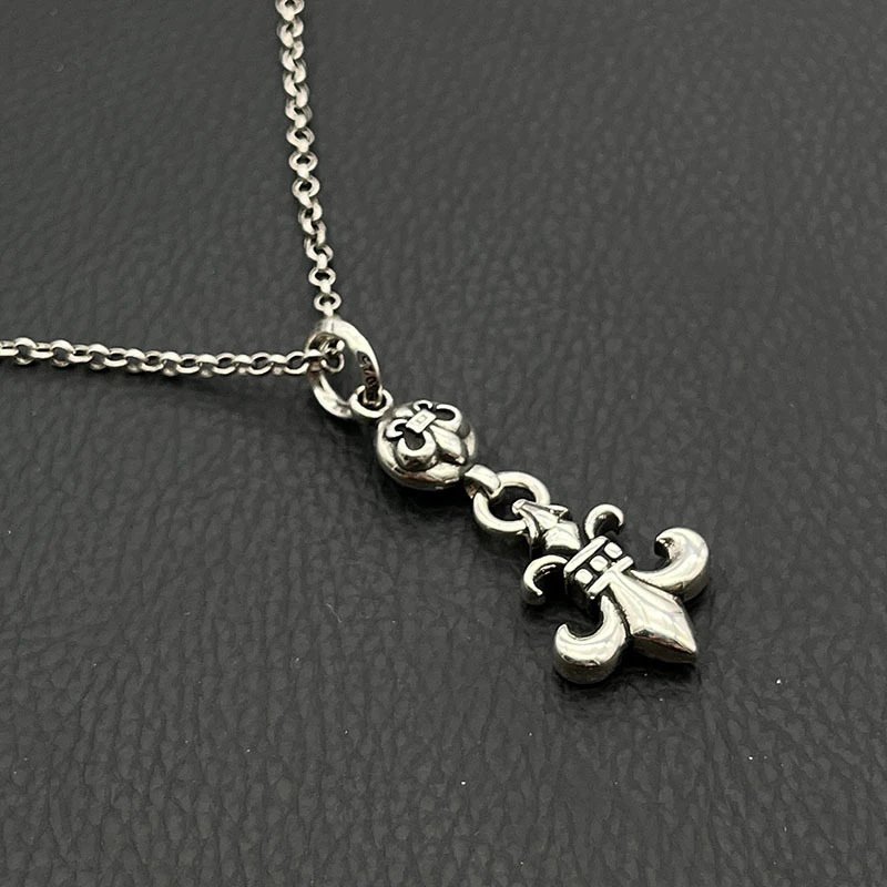 B42 Pearl Chain