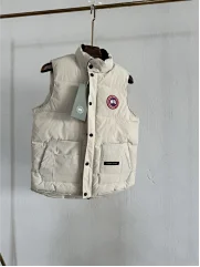 Canada Goose Down Jackets Fur-Trim Hooded Jacket product detail image 10