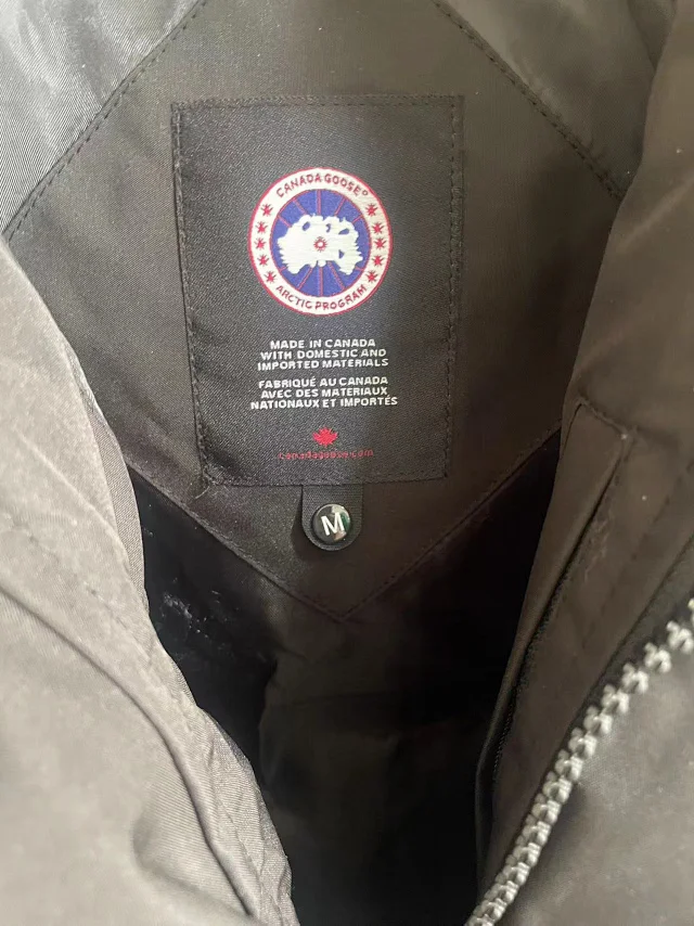 Canada Goose Down Jackets Fur-Trim Hooded Jacket product detail image 12