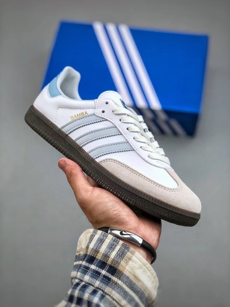 1 (Priority shipping for favorites)